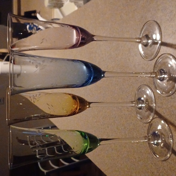 🏍Colorful Champagne Flute Set - Picture 4 of 7